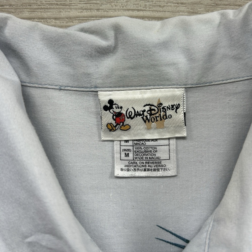 Disney Hawaiian Aloha Medium Mickey Mouse Goofy Donald Duck Beach Button Up - Picture 5 of 10